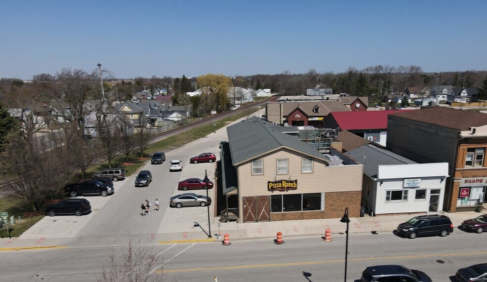 Primary Photo Of 944 Center Ave, Oostburg Restaurant For Sale