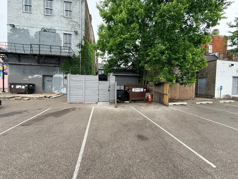 More Photos Of 4034 Hamilton Ave, Cincinnati Storefront Retail Office For Sale