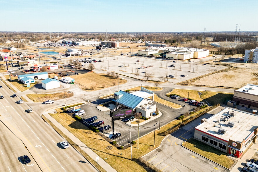 More Photos Of 3930 E Dupont Rd, Fort Wayne Movie Theatre For Sale