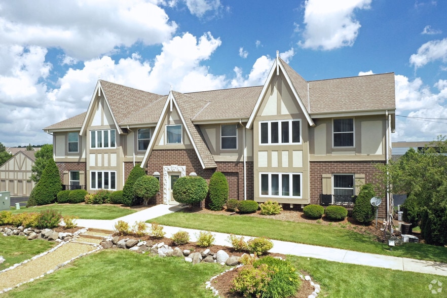 More Photos Of 11518 N Port Washington Rd, Mequon Office For Lease