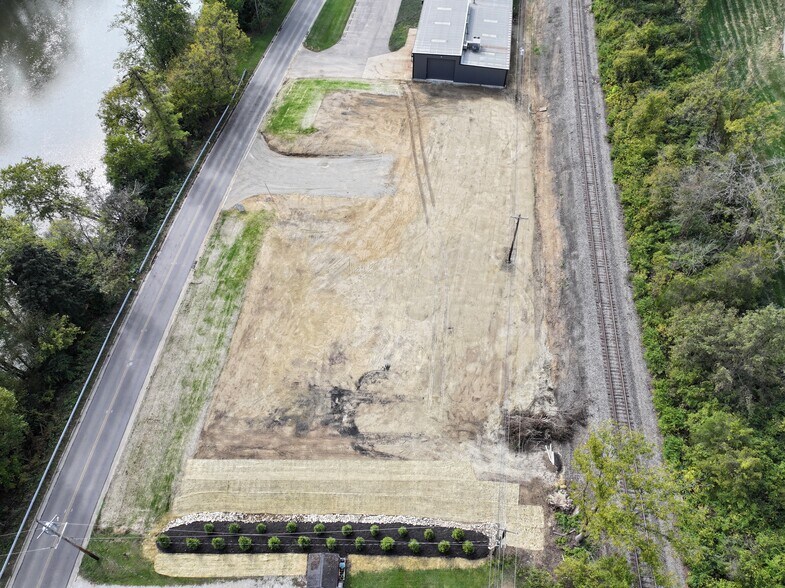 More Photos Of 270 E Kemper Rd, Loveland Industrial For Lease