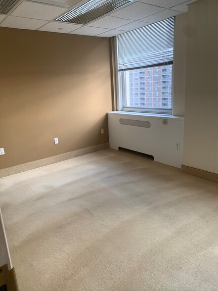 More Photos Of 1528 Walnut St, Philadelphia Office For Lease