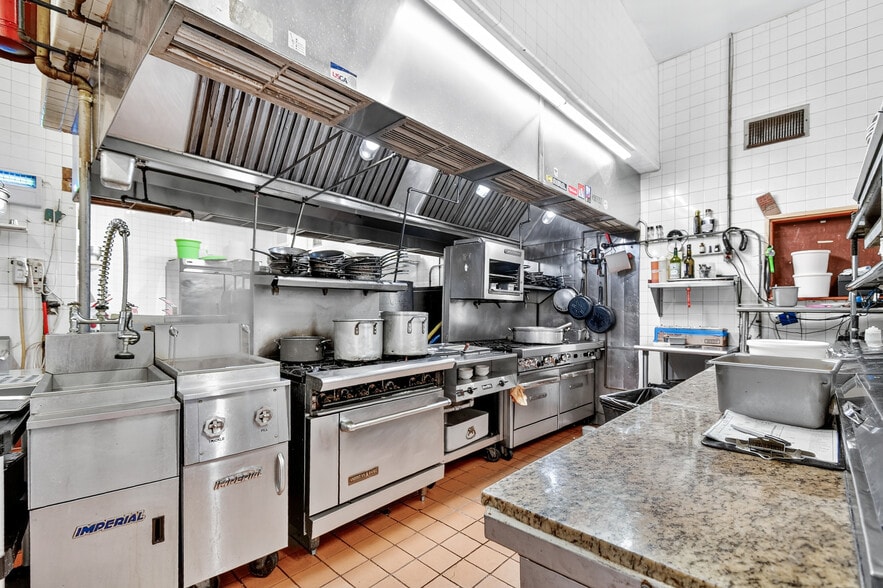 More Photos Of 1915 A1A S, Saint Augustine Restaurant For Lease