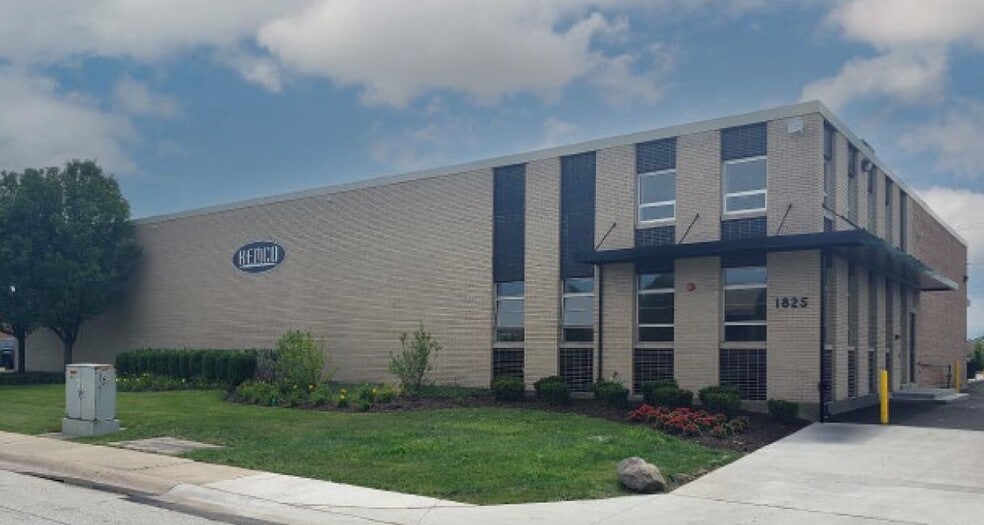 More Photos Of 1825 Estes Ave, Elk Grove Village Manufacturing For Lease