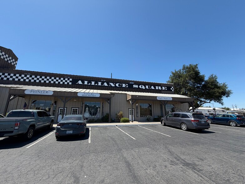 More Photos Of 935 Riverside Ave, Paso Robles Medical For Sale