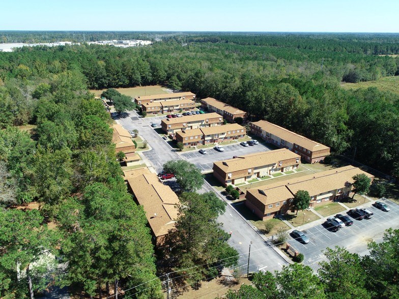 More Photos Of 901 Corona Dr, Orangeburg Apartments For Sale