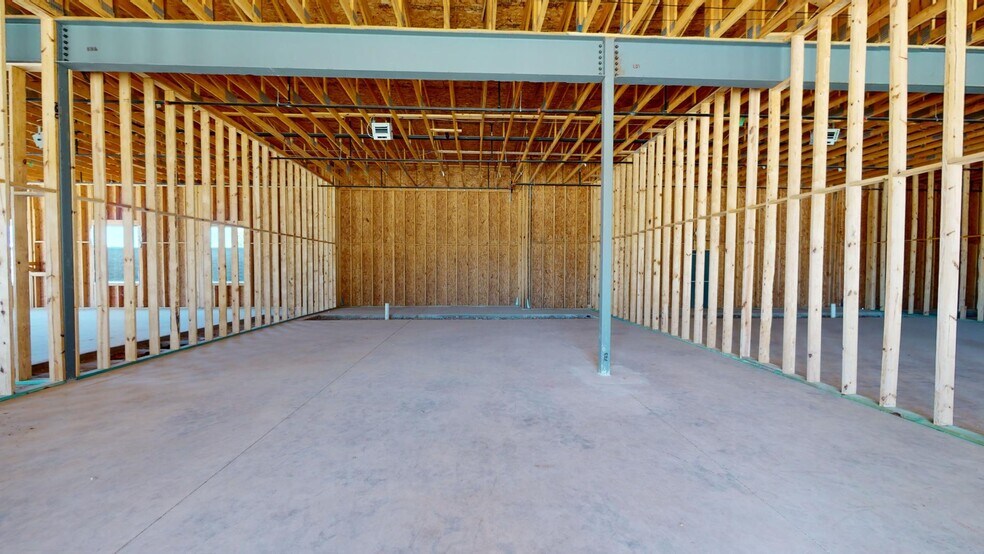 More Photos Of 821 W New Hope Dr, Cedar Park Storefront Retail Office For Sale