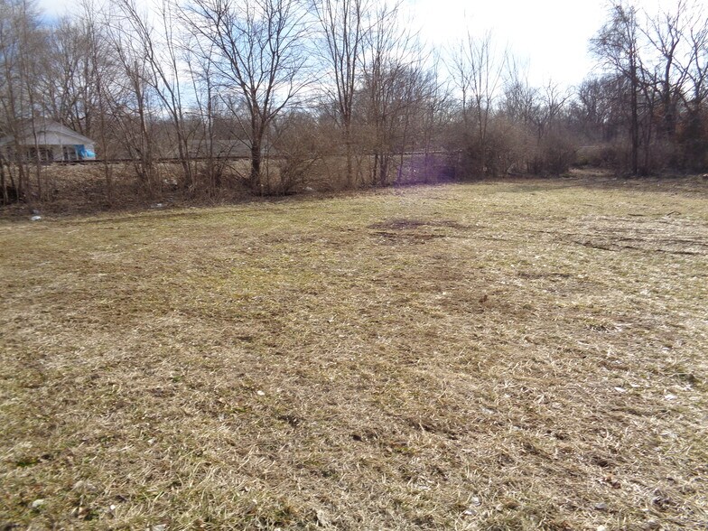 More Photos Of 101 W Shrader St, Liberty Manufacturing For Lease