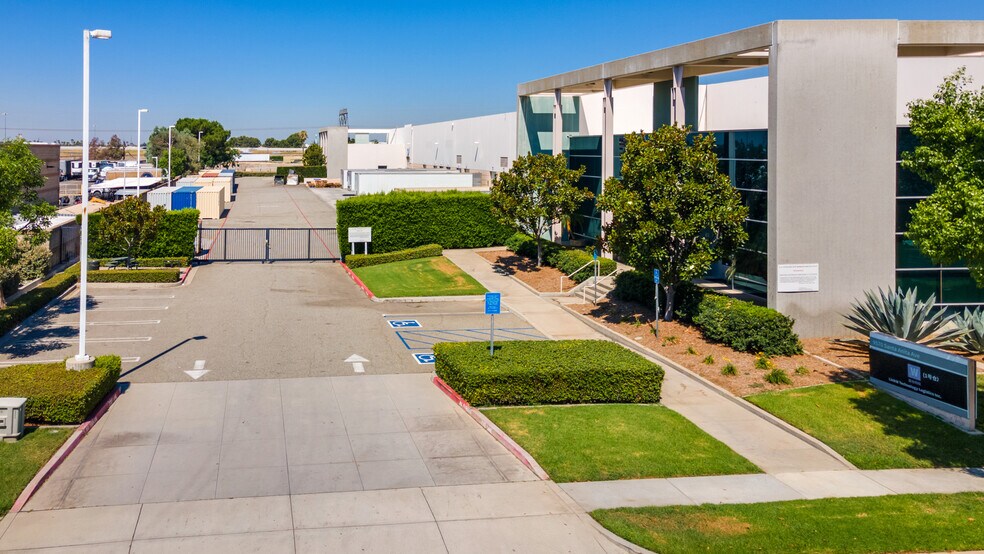 More Photos Of 9570 Santa Anita St, Rancho Cucamonga Warehouse For Lease