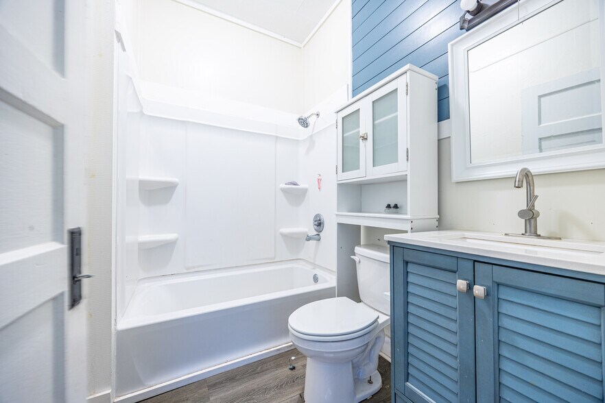 More Photos Of , Lake City Multifamily For Sale