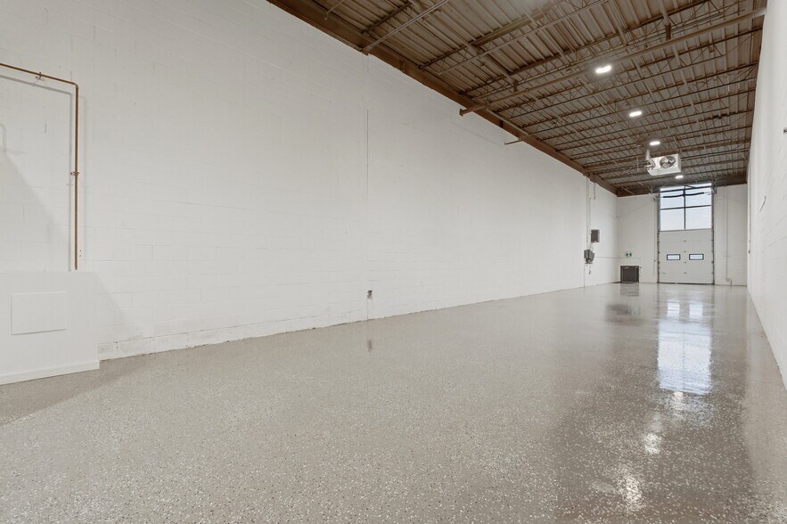 More Photos Of 397 Humberline Dr, Toronto Warehouse For Sale