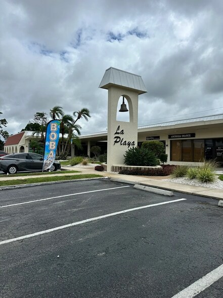 More Photos Of 2811 Tamiami Trl, Port Charlotte Storefront Retail Office For Lease