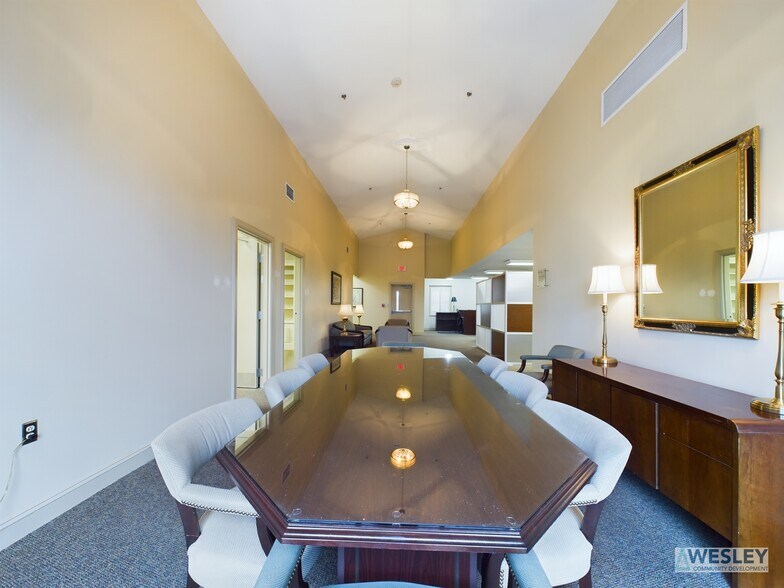 More Photos Of 217 S Church St, Salisbury Religious Facility For Lease