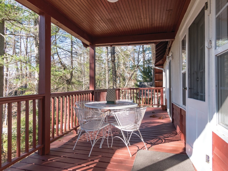 More Photos Of 86 Lily Pad Ln, Flat Rock Hotel For Sale