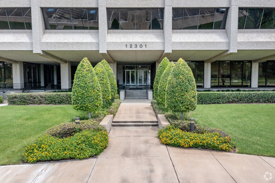 More Photos Of 12301 Kurland Dr, Houston Office For Lease