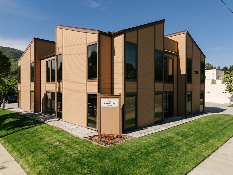 More Photos Of 2505 Canada Blvd, Glendale Office For Sale