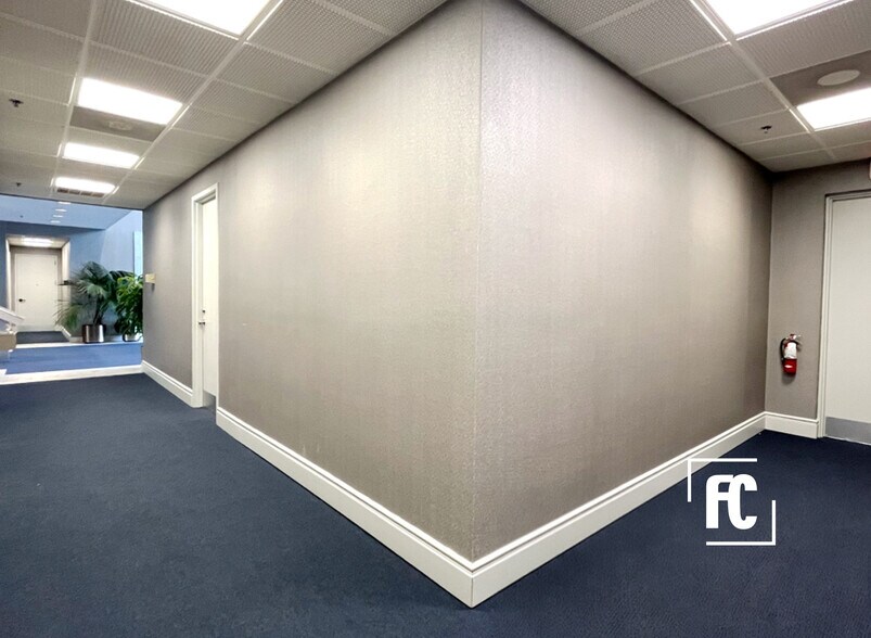 More Photos Of 2100 SE Ocean Blvd, Stuart Medical For Lease