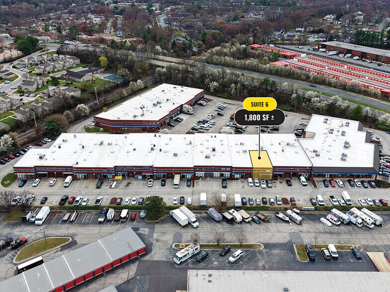 More Photos Of 8740 Cherry Ln, Laurel Light Manufacturing For Sale