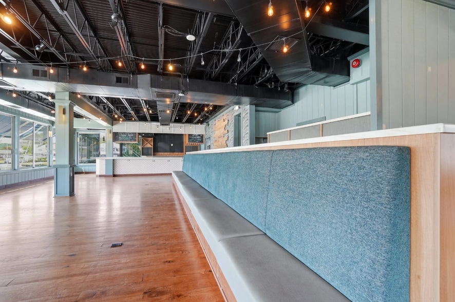 More Photos Of 308 Mediterranean Ave, Virginia Beach Restaurant For Lease