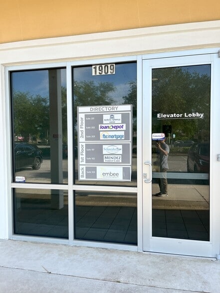 More Photos Of 1909 Beach Blvd, Jacksonville Beach Medical For Sale