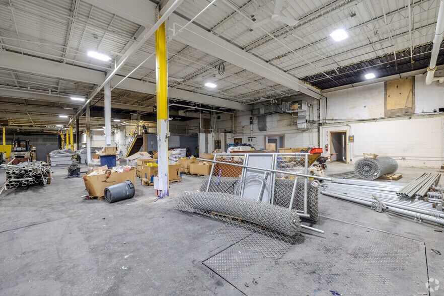 More Photos Of 4480 N 124th St, Milwaukee Manufacturing For Sale
