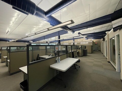 More Photos Of 200 Parkwood St, Lowell Office For Sale