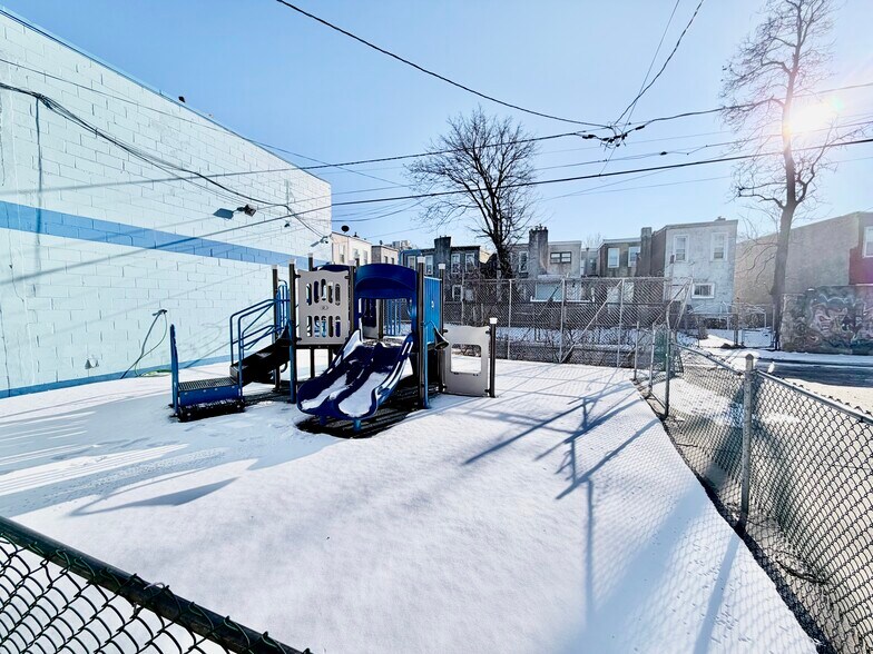 More Photos Of 548-554 State St, Camden Daycare Center For Sale