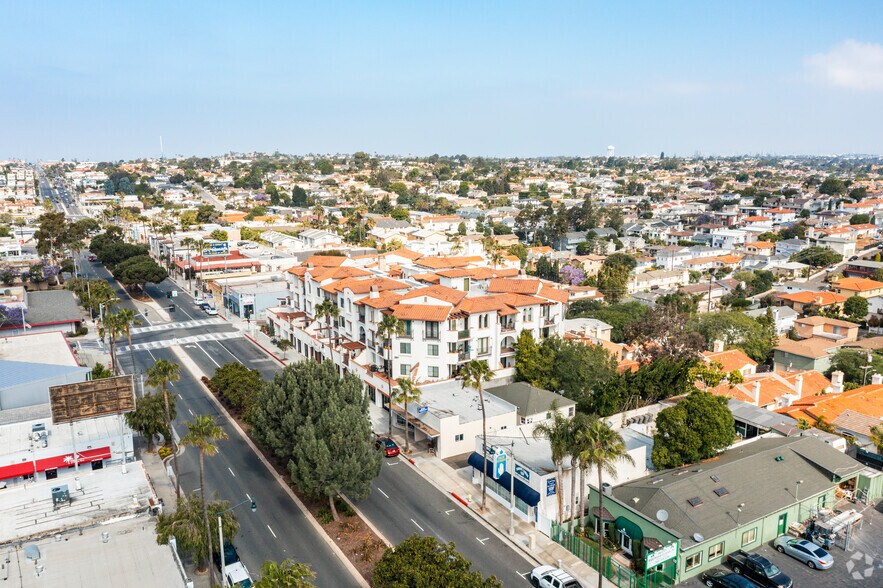 More Photos Of 2001 Artesia Blvd, Redondo Beach Coworking Space