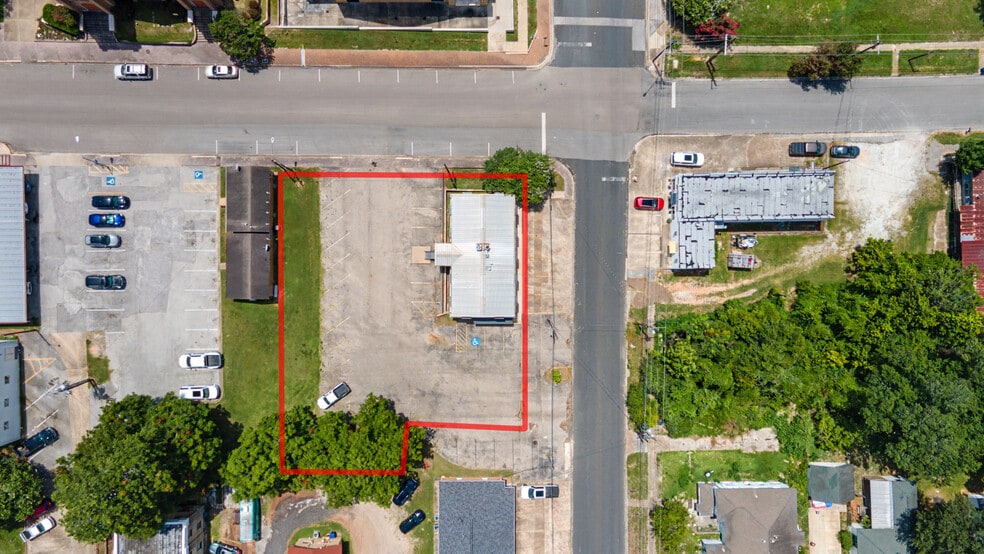 More Photos Of 1117 10th St, Huntsville Office For Lease