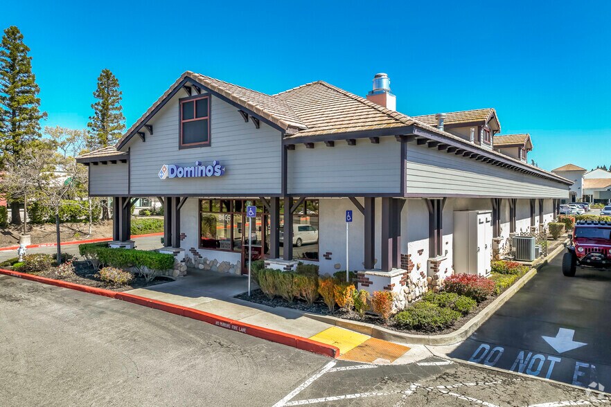 More Photos Of 8405 Sierra College Blvd, Roseville Freestanding For Lease