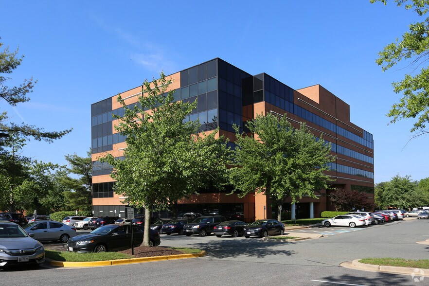 More Photos Of 30 W Gude Dr, Rockville Office For Sale
