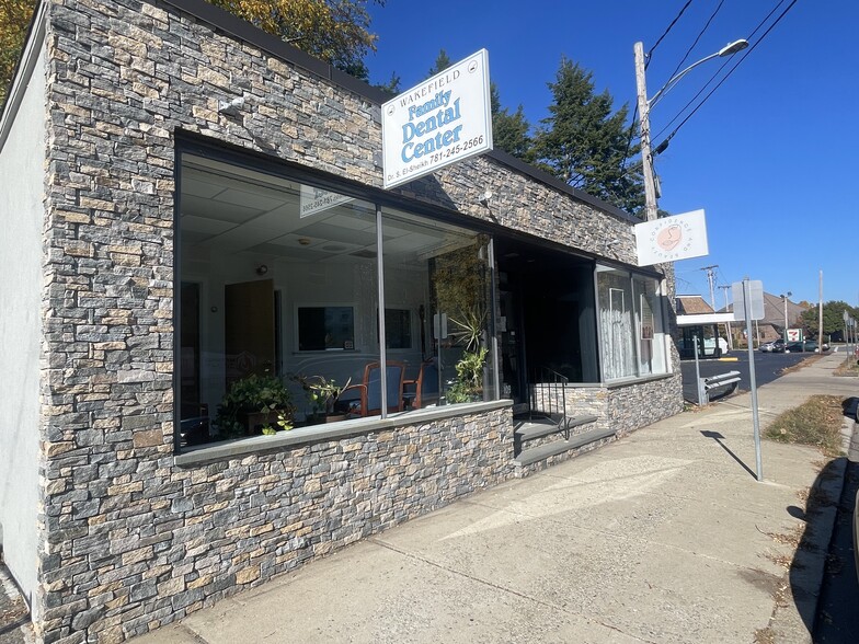 More Photos Of 209 Albion St, Wakefield Storefront For Lease