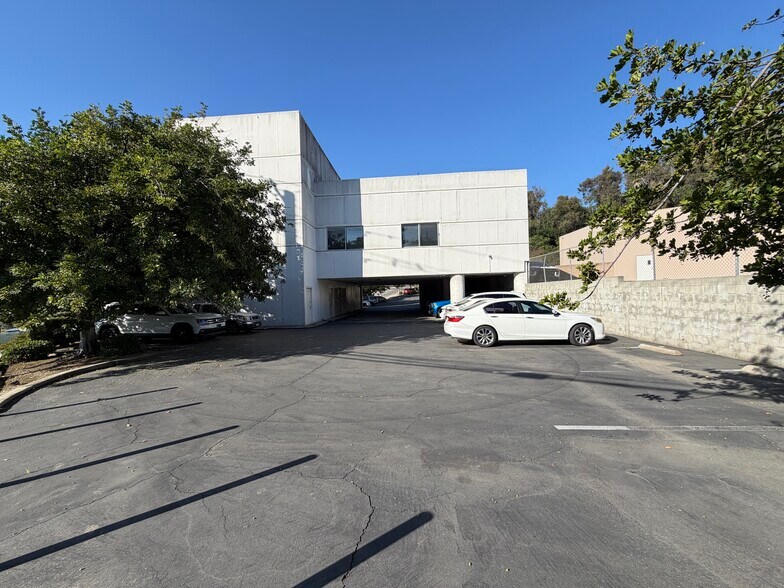 More Photos Of 2501 Davidson Dr, Monterey Park Loft Creative Space For Sale