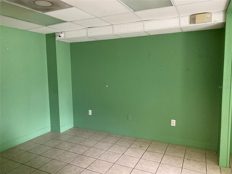 More Photos Of 207 N Scenic Hwy, Frostproof General Retail For Sale