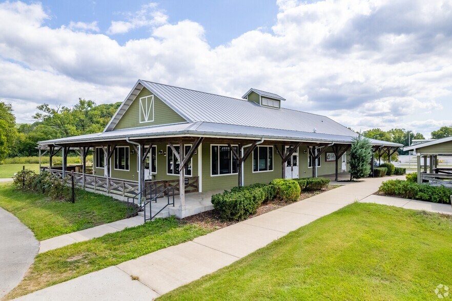 More Photos Of 4225 Whites Creek Pike, Whites Creek Hospitality For Sale