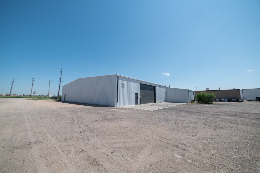 More Photos Of 1440 N 7th Ave, Greeley Warehouse For Lease