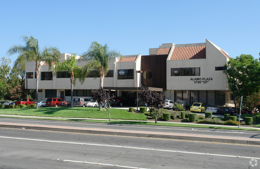 Primary Photo Of 2796 Sycamore Dr, Simi Valley Medical For Lease