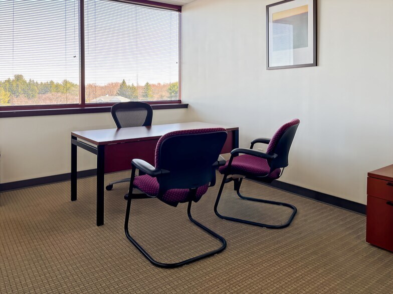 More Photos Of 41 University Dr, Newtown Coworking Space