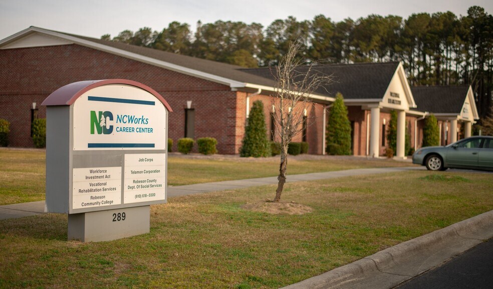More Photos Of 289 Corporate Dr, Lumberton Office For Lease