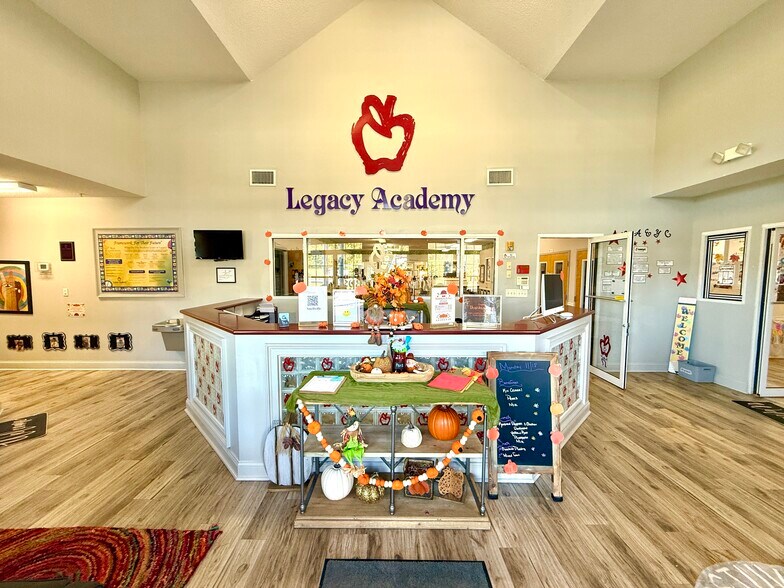 More Photos Of 1560 Summit Chase Dr, Snellville General Retail For Sale