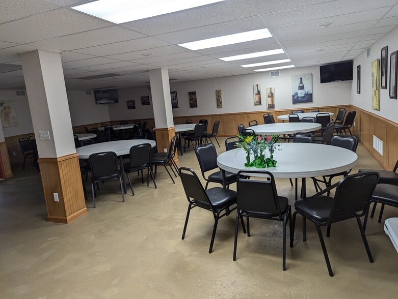 More Photos Of 9180 State Route 140, Hamel Restaurant For Sale