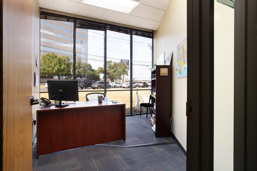More Photos Of 5404 Wurzbach Rd, San Antonio Medical For Lease