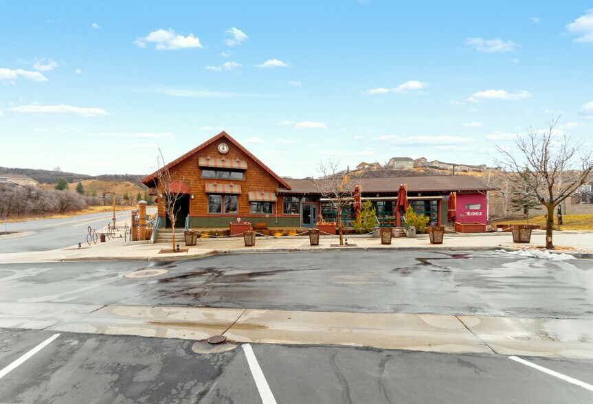 More Photos Of 14886 S Traverse Ridge Rd, Draper Restaurant For Sale