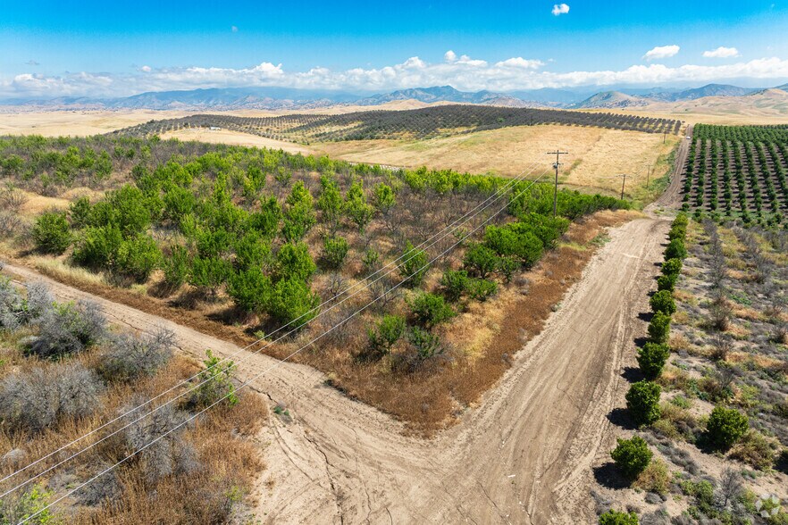 More Photos Of Road M-1 Rd, Ducor Land For Sale