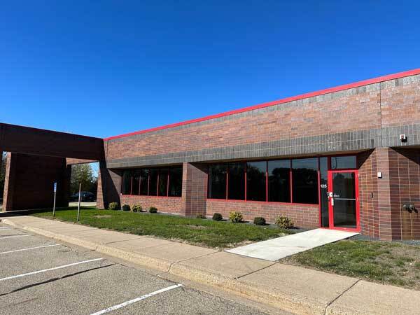 More Photos Of 10340 Viking Dr, Eden Prairie Showroom For Lease