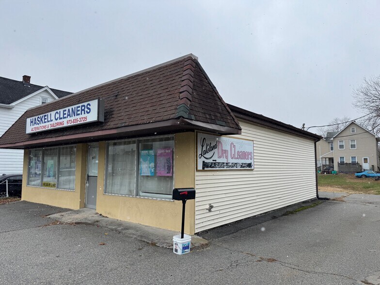 More Photos Of 901 Ringwood Ave, Haskell General Retail For Sale