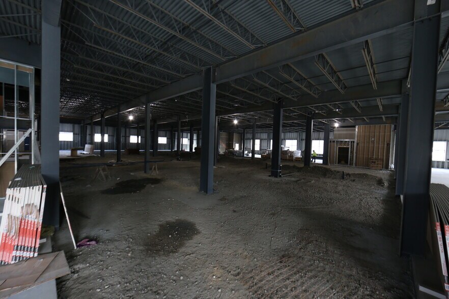 More Photos Of 140 Ace St, Fall River Light Manufacturing For Lease