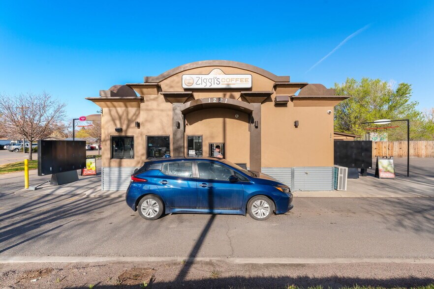 More Photos Of 1221 S Main St, Longmont General Retail For Sale