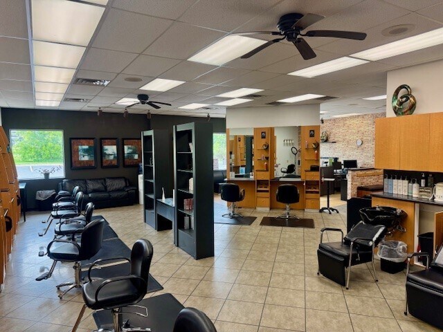 More Photos Of 1578 Paulson rd, River Falls General Retail For Lease