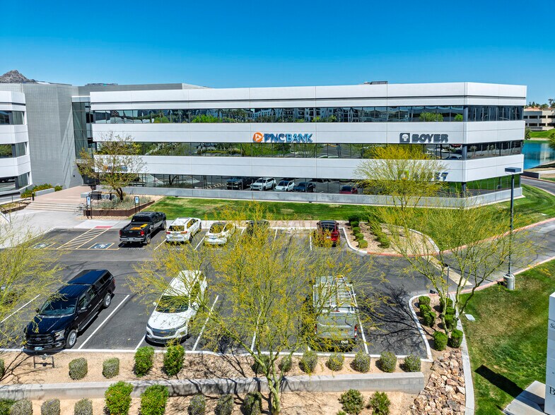 More Photos Of 2850 E Camelback Rd, Phoenix Unknown For Lease